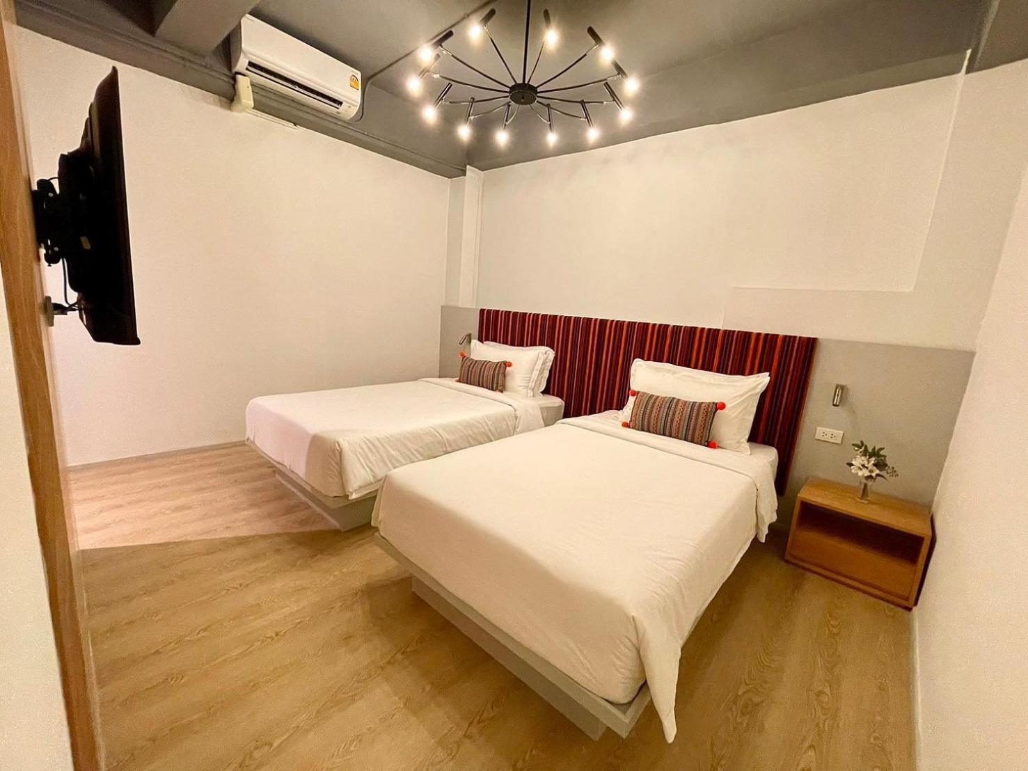 צ'יאנג מאי At Thaphae Hostel מראה חיצוני תמונה